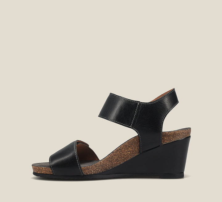 Side angle image of Taos Footwear Carousel 3 Black Size 36