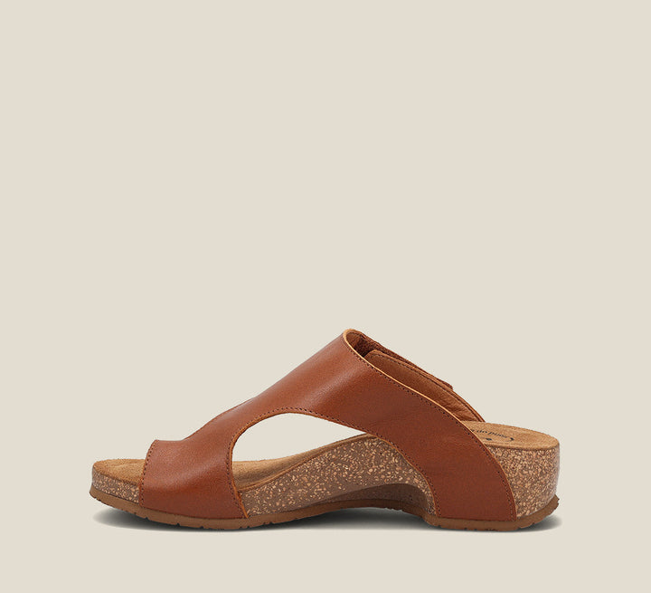 Instep image of Loop Brandy Sandals 36